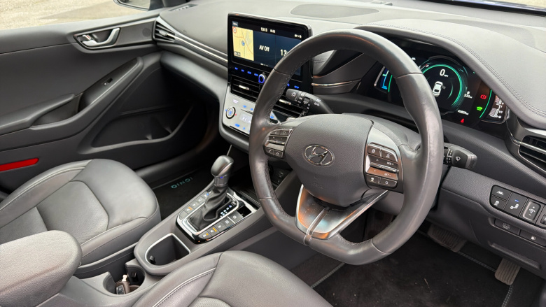 Hyundai IONIQ 1.6 GDi Hybrid Premium SE 5dr DCT Hybrid Hatchback